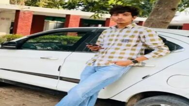 Photo of रोहतक में मां-बाप के सामने युवक की बेरहमी से हत्या