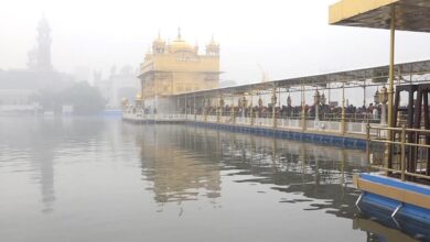 Photo of श्री गुरु गोबिंद सिंह जी के गुरुपर्व मौके पर दरबार साहिब में बड़ी संख्या में संगत हुई नतमस्तक