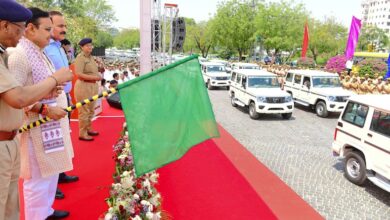 Photo of राजस्थान पुलिस को मिलेंगे 150 नए वाहन, CM भजनलाल ने दिखाई हरी झंडी 