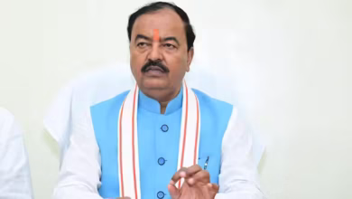 Photo of अखिलेश और मायावती की लड़ाई में कूदे केशव, कहा- सपा- सांपनाथ, बसपा-नागनाथ, कांग्रेस- कालियानाग