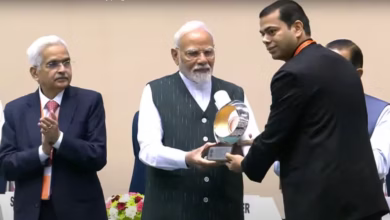 Photo of झारखंड का देश में बजा डंका, प्रधानमंत्री पुरस्कार मिलने पर DM बोले- ‘सम्मान जिले की जनता को समर्पित’