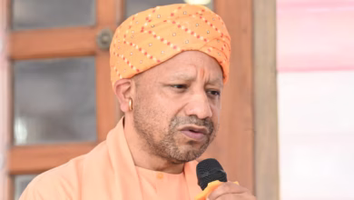 Photo of सीएम योगी बोले: पिछली सरकार ने माफियाओं के सामने टेक दिए थे घुटने, हावी था जाति और परिवारवाद