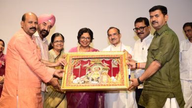 Photo of राष्ट्रीय महिला आयोग अध्यक्ष विजया राहटकर का अभिनंदन, सीएम और प्रदेश अध्यक्ष की जमकर की तारीफ