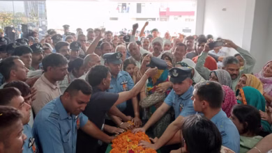 Photo of शहीद सिद्धार्थ यादव के घर सांत्वना देने पहुंचे मुख्यमंत्री नायब सैनी