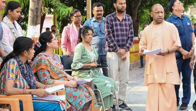 Photo of CM योगी का निर्देश- वंचितों को आवास… जरूरतमंदों को मुहैया कराएं इलाज