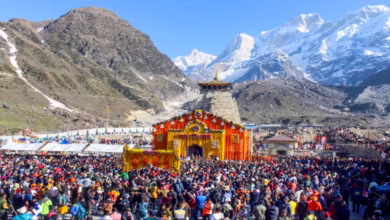 Photo of केदारनाथ यात्रा में श्रद्धालुओं की भारी भीड़, भक्तों के लिए स्वास्थ्य सुविधाएं के भी खास इंतजाम