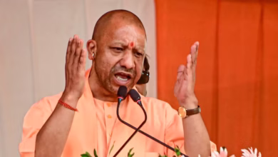 Photo of बहावलपुर में आतंकियों के जनाजे का जिक्र कर सीएम योगी ने बोला बड़ा हमला, कहा- पाक सेना के लोग…