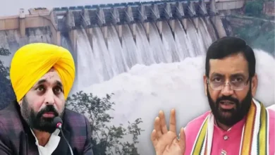 Photo of हरियाणा को अतिरिक्त पानी देने का विरोध, विधायक सुखानंद ने फैसले की काॅपी फाड़ी