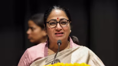 Photo of दिल्ली के कर्मचारियों को बड़ी राहत, तनाव कम होने पर रेखा गुप्ता सरकार ने छुट्टियां रद्द करने का आदेश लिया वापस