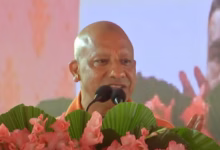 Photo of अयोध्या पहुंचे सीएम योगी, हनुमत कथा मंडपम का करेंगे लोकार्पण, रामनगरी को एक और आध्यात्मिक केंद्र