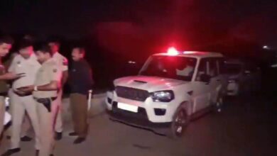 Photo of हवलदार ही निकला चोर, दिल्ली पुलिस स्पेशल सेल के मालखाना से लूटा 70 लाख की नकदी और सोना