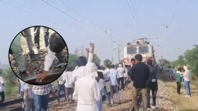 Photo of पीलूपुरा में ट्रेन रोकने वालों पर एफआईआर दर्ज होनी शुरू, आरपीएफ के पास हैं पुख्ता सबूत