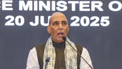 Photo of अंतर्राष्ट्रीय योग दिवस: ऑपरेशन सिंदूर का जिक्र कर रक्षा मंत्री ने दिया एकता का संदेश, कहा- ‘समाज और विचार के स्तर पर भी योग करें’