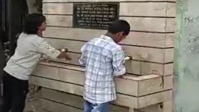 Photo of कैथल में पारा पहुंचा 42 डिग्री, बस स्टैंड पर वाटर कूलर खराब, पानी के लिए तरसे यात्री