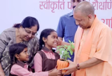 Photo of सीएम योगी की घोषणा: प्रदेश के हर पौधे की होगी जियो टैगिंग, एक्सप्रेववे के किनारे बनेगी ग्रीन लैंड