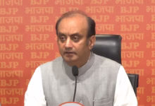 Photo of ‘ये 50 साल बाद भी संविधान को कूड़े में फेंकने की मानसिकता से बाहर नहीं आ पाए’, भाजपा का कांग्रेस पर हमला