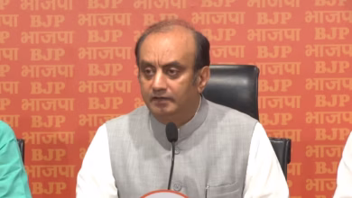 Photo of ‘ये 50 साल बाद भी संविधान को कूड़े में फेंकने की मानसिकता से बाहर नहीं आ पाए’, भाजपा का कांग्रेस पर हमला
