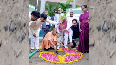 Photo of विश्व पर्यावरण दिवस पर सीएम योगी ने किया पौधरोपण, “एक पेड़ मां के नाम” अभियान का किया शुभारंभ