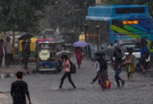 Photo of दिल्ली-NCR में जारी है बारिश का दौर, सड़कों पर जलजमाव से थमी रफ्तार, ट्रैफिक एडवाइजरी जारी