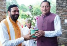 Photo of सीएम पुष्कर धामी से मिले मुख्यमंत्री सैनी, कई योजनाएं पर की चर्चा