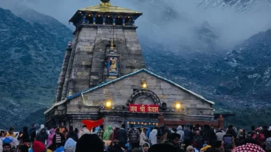 Photo of केदारनाथ यात्रा रोकी गई, भारी बारिश की वजह से लिया गया फैसला, सोनप्रयाग और गौरीकुंड में फंसे यात्री
