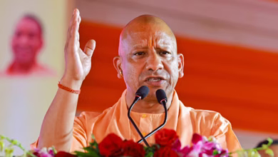 Photo of UP Vidhan Sabha में सीएम योगी ने बताया PDA का नया फुलफॉर्म, सपा पर बोला बड़ा जुबानी हमला