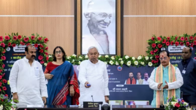 Photo of मुख्यमंत्री नीतीश कुमार ने जारी किए 1263 करोड़ 95 लाख, जानिये किसके खाते में जा रहा कितना रुपया