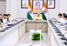 Photo of महिलाओं की सुरक्षा और पारदर्शी परीक्षा पर CM योगी सख्त, जानिए IPS-IAS अधिकारियों के साथ मीटिंग में क्या हुआ