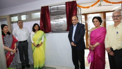 Photo of VMMC एवं सफदरजंग अस्पताल में आधुनिक ‘वर्चुअल क्लिनिकल एनाटॉमी लेबोरेटरी’ और अत्याधुनिक बर्न्स ओपीडी ब्लॉक का शुभारंभ