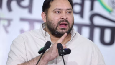 Photo of तेजस्वी यादव पर आचार्य प्रमोद कृष्णम का बड़ा हमला- “CM बने तो बिहार में शरिया कानून करेंगे लागू”