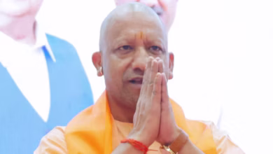 Photo of सीएम योगी आदित्यनाथ ने बिहार CM नीतीश कुमार को दी बधाई, कहा- उनके नेतृत्व में डबल इंजन सरकार ने…