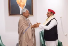 Photo of बिहार CM को अखिलेश यादव ने दिलाई पुराने दिनों की ‘याद’, 2 तस्वीरें साझा कर दी स्पेशल बधाई
