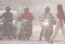 Photo of दिल्ली-NCR में बढ़ते प्रदूषण के बीच वर्क फ्रॉम होम का ऐलान! GRAP-3 के बाद लिया गया फैसला