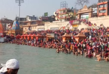 Photo of हरिद्वार में उमड़ा आस्था का सैलाब, हरकी पैड़ी पर श्रद्धालुओं ने लगाई पावन डुबकी