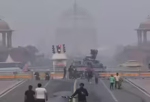 Photo of दिल्ली में ‘जहरीला स्मॉग’ बरकरार, AQI 400 के करीब; जानें NCR में कितने इलाकों की हवा है खराब