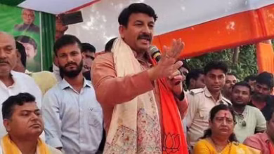 Photo of बक्सर: मनोज तिवारी के काफिले पर हमले करने वालों के खिलाफ एक्शन