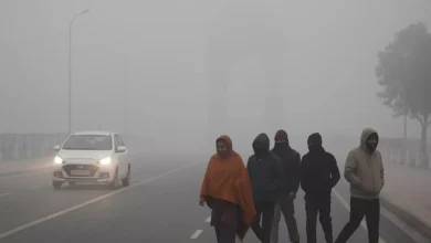 Photo of Delhi: आने वाली है ठिठुरन! दिल्ली-NCR में 6°C पारा, कोहरा और हवाएं बढ़ाएंगी मुश्किलें, AQI भी 300 पार