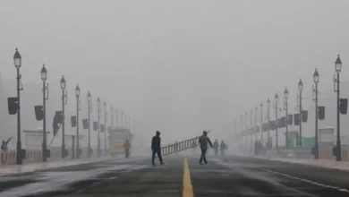 Photo of Delhi AQI: दिल्ली में कोल्ड अलर्ट! 7°C की सर्दी, घना कोहरा और जहरीली हवा ने बढ़ाई मुश्किलें