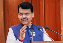 Photo of महाराष्ट्र निकाय चुनाव में 22 नगर परिषदों में टले चुनाव तो भड़के मुख्यमंत्री देवेंद्र फडणवीस, राज्य चुनाव आयोग पर साधा निशाना