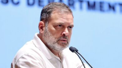 Photo of  राहुल गांधी के खिलाफ केस को लखनऊ ट्रांसफर करने की याचिका पर सुनवाई आज