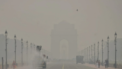 Photo of दिल्ली में जहरीली धुंध बरकरार, तीन इलाकों में बिगड़े हालात
