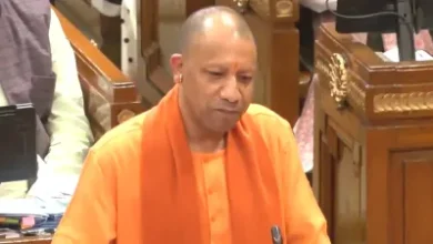 Photo of ‘इधर उधर की न बात कर, ये बता कि काफिला…’, विधानसभा में सीएम योगी का शायराना अंदाज