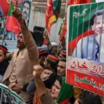 Photo of इमरान खान के समर्थकों को लेकर खौफ में शहबाज सरकार