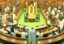 Photo of दिल्ली विधानसभा में हंगामा, AAP की मांग- कपिल मिश्रा की सदस्यता रद्द हो, बीजेपी बोली- आतिशी को अयोग्य ठहराएं