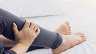 Photo of सोते समय पैरों में महसूस होती है ये चीज? सावधान, यह सामान्य थकान नहीं…