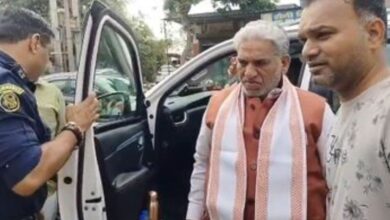 Photo of पानीपत में ग्रामीणों ने रोका मंत्री कृष्ण लाल पवार का काफिला.